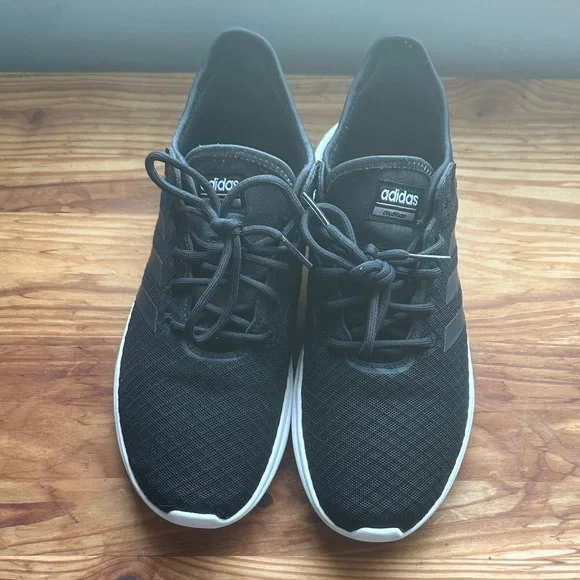 Adidas Womens Black and White Sneakers Cloud foam Size8 - Picture 2 of 5